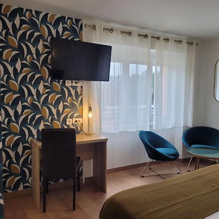 Brit Hotel Des Halles Concarneau Exterior photo